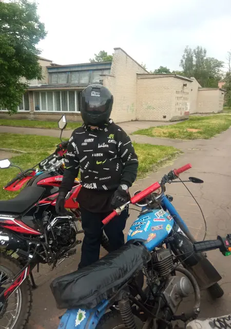 Я Влад, 21, из Макеевки, ищу знакомство для общения