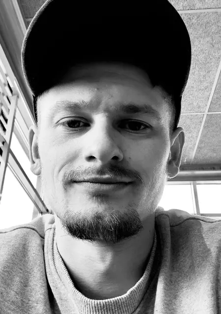 Я Николай, 31, знакомлюсь без обязательств в Гданьске