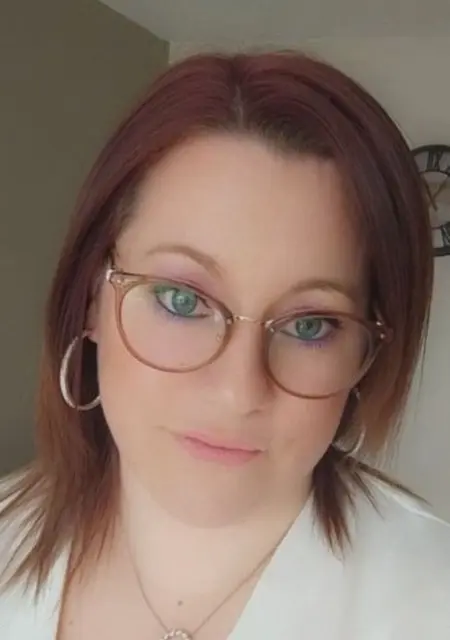 Jess из Парижа, мне 38, познакомлюсь