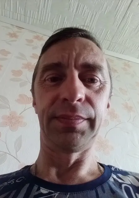 Я Tolik, 50, из Харькова, ищу знакомства без обязательств