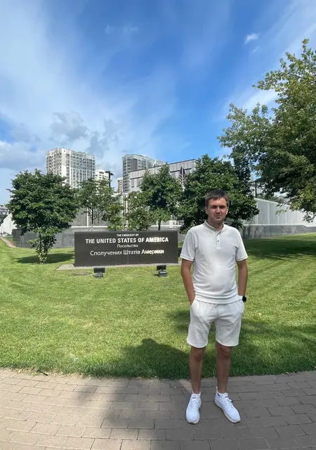 Денис из Запорожья, ищу на сайте общение