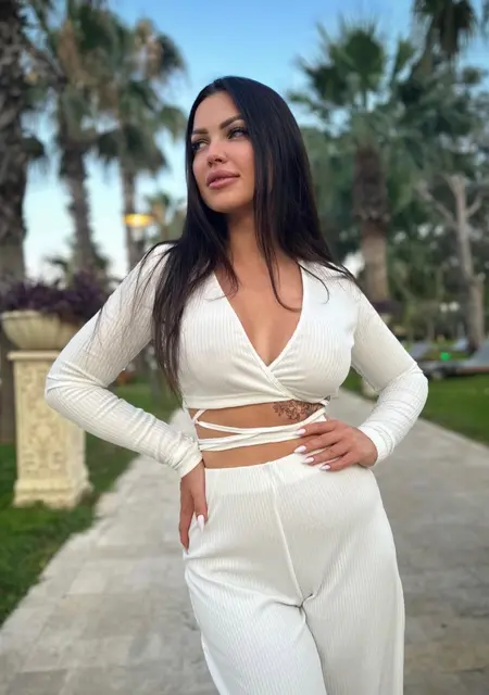 Я Алекскристина, 28, знакомлюсь для приятного времяпровождения в Днепре