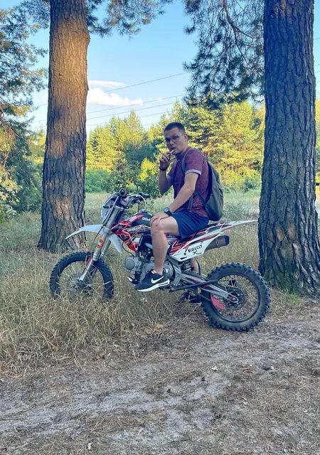 Я Александр, 29, знакомлюсь на одну ночь в Мукачеве