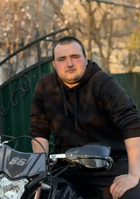 Сергей з Волновахи, шукаю на сайті знайомства на одну ніч