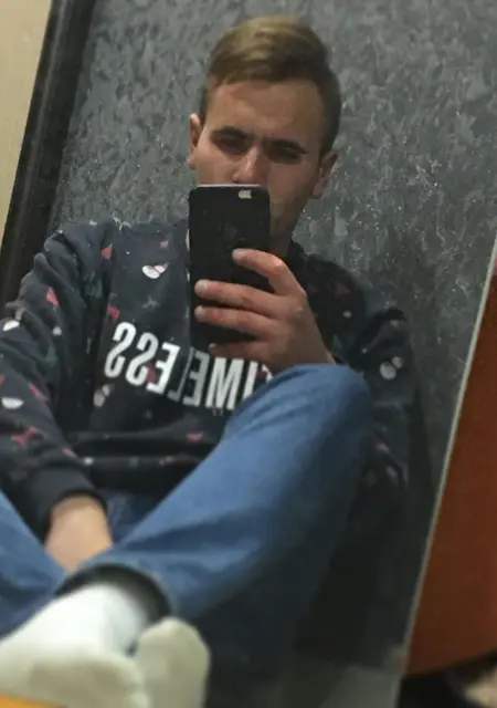 Вадим из Осиповичей, мне 25, познакомлюсь для постоянных отношений