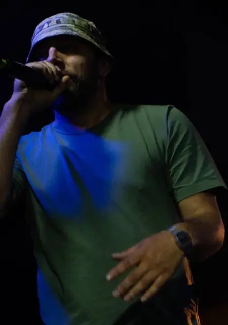 Денис з Києва, мені 31 років, познайомлюсь для приємного проведення часу