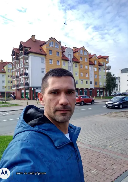 Александр из Валков, ищу на сайте постоянные отношения