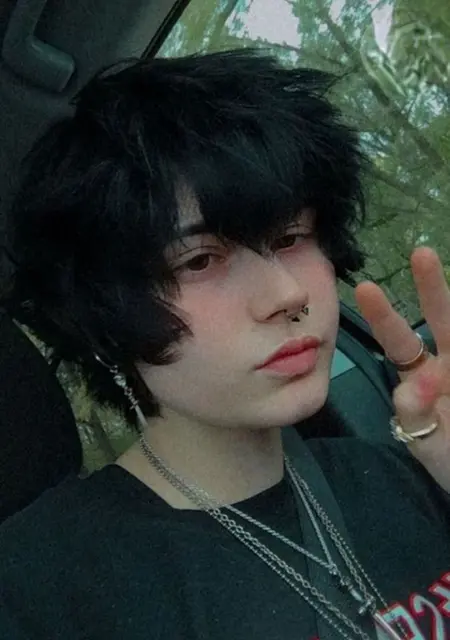 Gabriel из Варшавы, мне 22, познакомлюсь