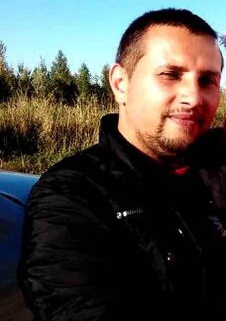 Я Саня, 40, из Гомеля, ищу знакомства без обязательств