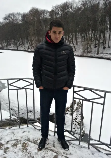 Антон из Умани, мне 30, познакомлюсь для дружбы