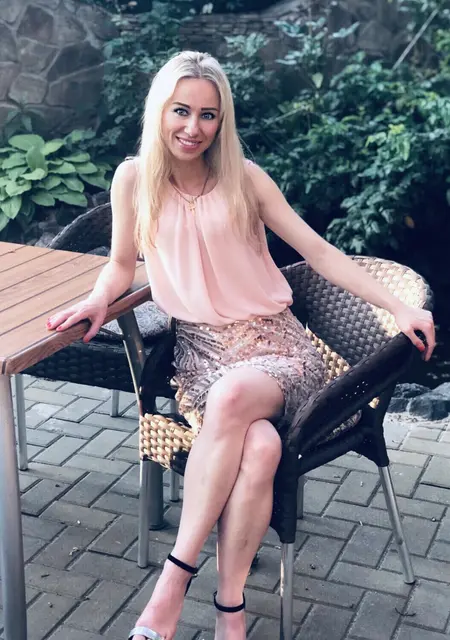 Алина из Харькова, мне 37, познакомлюсь для постоянных отношений