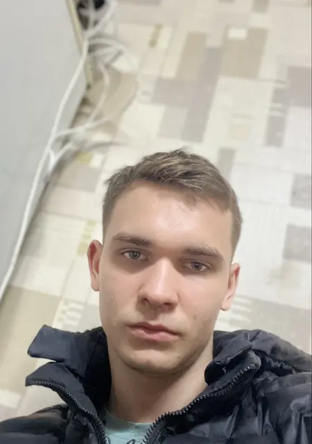 Я Яков, 18, знакомлюсь без обязательств в Риге