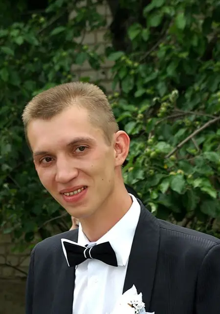 Я Михаил, 42, из Луганска, ищу знакомство для постоянных отношений