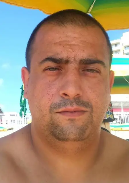 Юлий из Софии, ищу на сайте дружбу