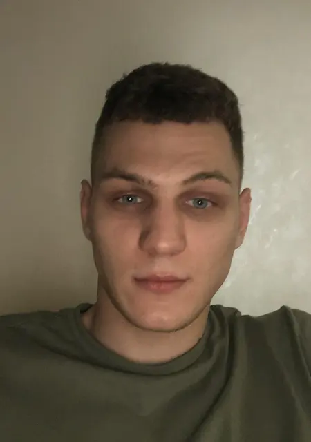 Александр из Гродно, мне 29, познакомлюсь для приятного времяпровождения