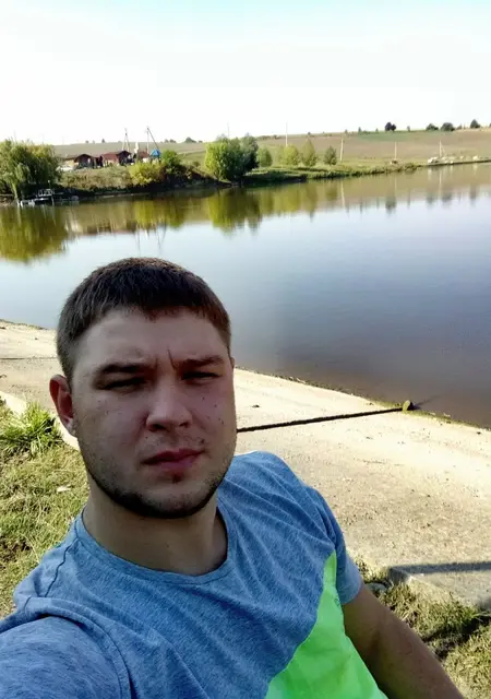 Олег из Черновцов, ищу на сайте знакомства на одну ночь