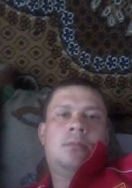 Я Саша, 47, из Солигорска, ищу знакомство для дружбы