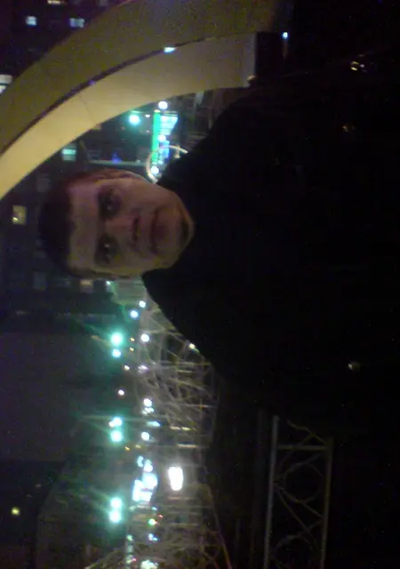 Егор из Харькова, ищу на сайте знакомства на одну ночь