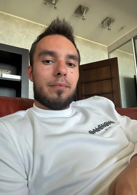 Евгений из Ровно, мне 28, познакомлюсь для постоянных отношений