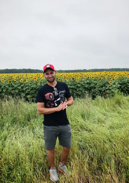 Я Дима, 40, знакомлюсь для приятного времяпровождения в Сумах