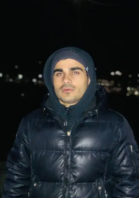 Ebrahim из Бенсхайм, мне 23, познакомлюсь без обязательств