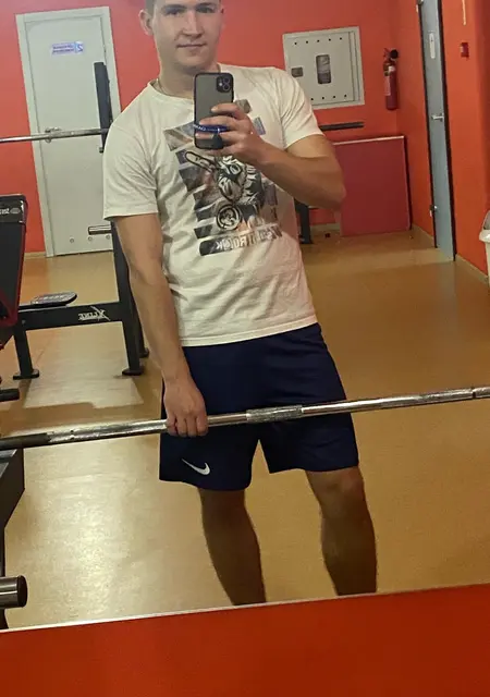 Я Alex, 29 років, знайомлюсь без зобов'язань у Кропивницькому