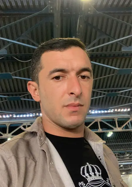 Я Xetai, 36, из Баку, ищу знакомство для постоянных отношений