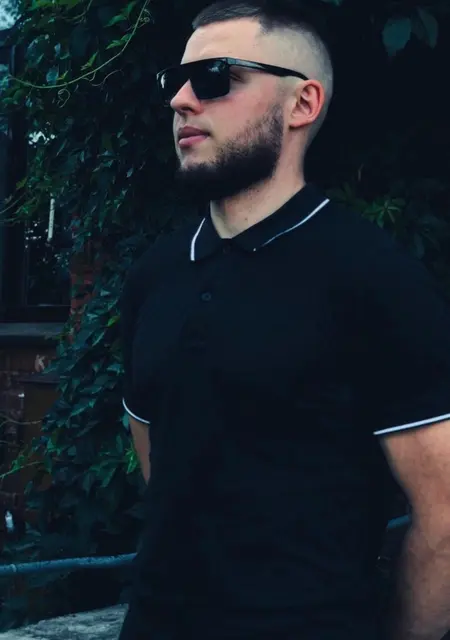 Я Руслан, 26, знакомлюсь для вирта в Бобруйске