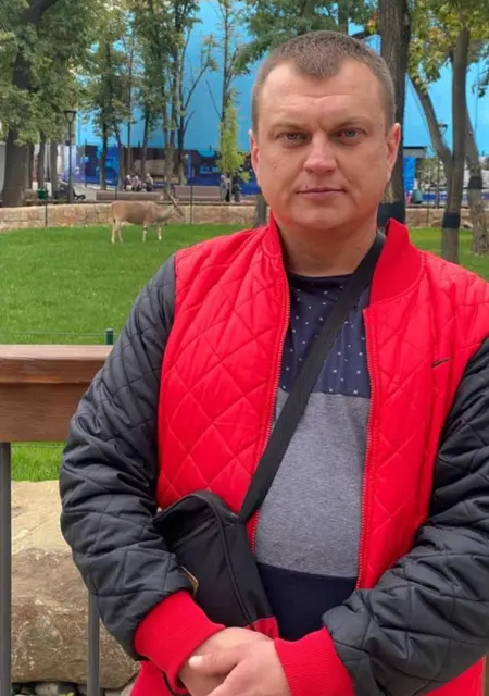 Виталий из Харькова, ищу на сайте знакомства на одну ночь