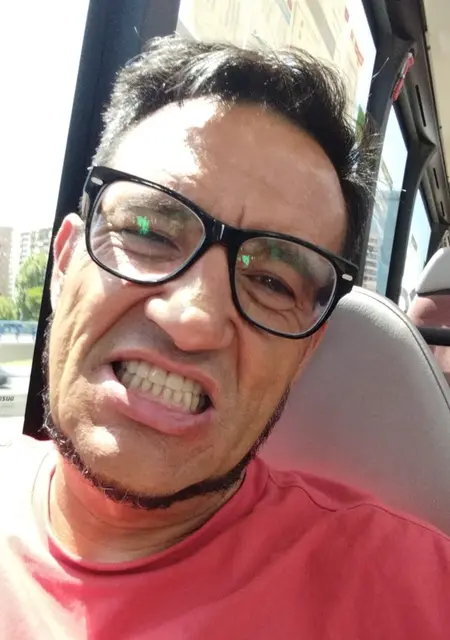 Soy Alvaro, 50 años, conociéndome para chatear en Madrid