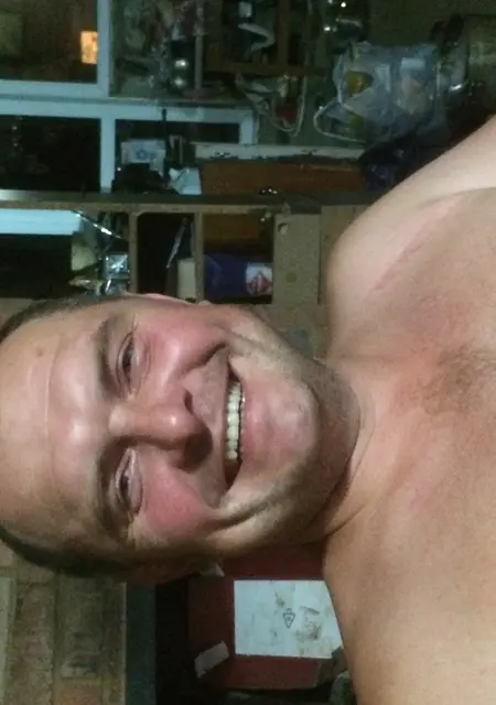 Андрей из Марьиной Горки, мне 47, познакомлюсь для постоянных отношений