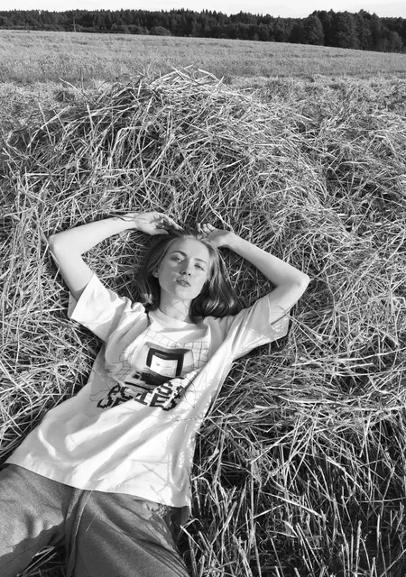Я Карина, 24, из Минска, ищу знакомства без обязательств