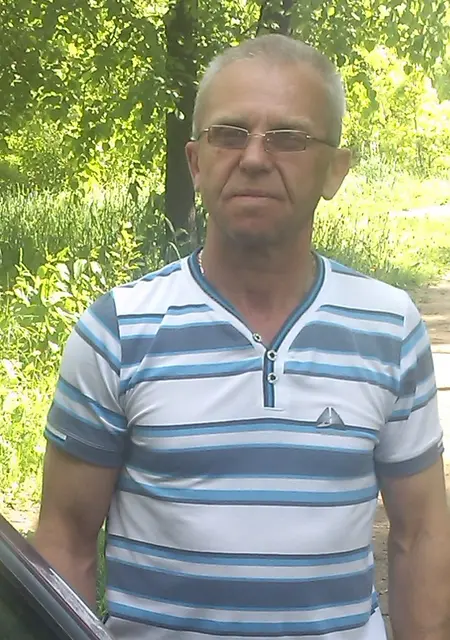 Владимир из Минска, ищу на сайте знакомства без обязательств