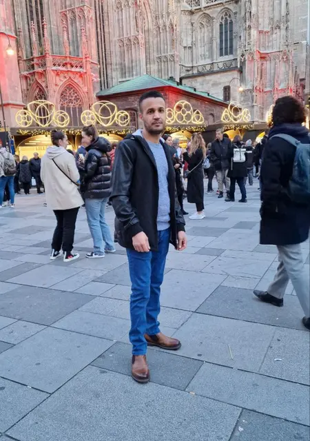 Я Nazir, 43, из Вены, ищу знакомство для постоянных отношений