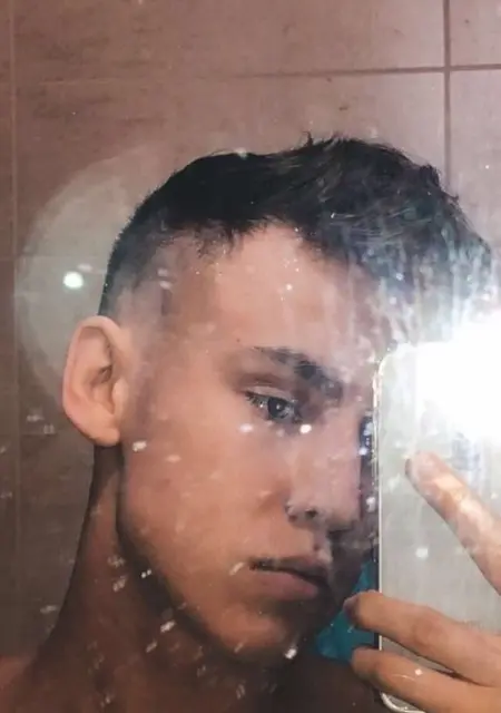 Я Filip, 18, из Праги, ищу знакомство