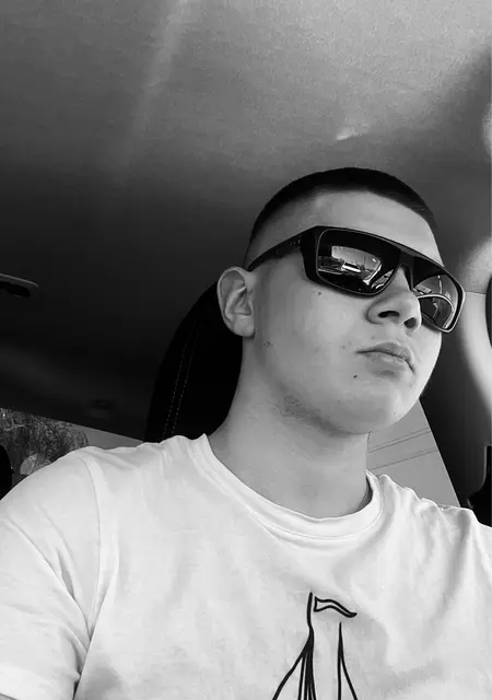 Я Alex, 18, знакомлюсь для приятного времяпровождения в Шепетовке