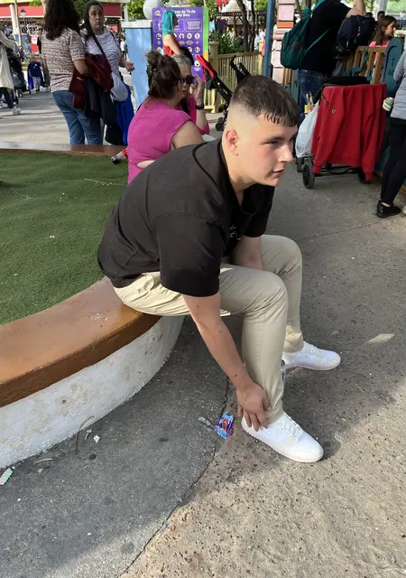 El Curioso из Мадрида, мне 20, познакомлюсь для общения