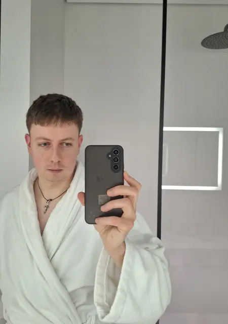 Я Andy, 31, знакомлюсь для дружбы в Киеве