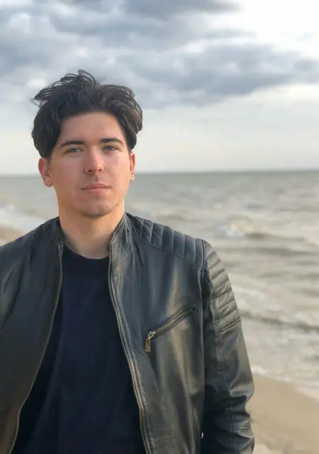 Anton з Миколаєва, мені 26 років, познайомлюсь на одну ніч