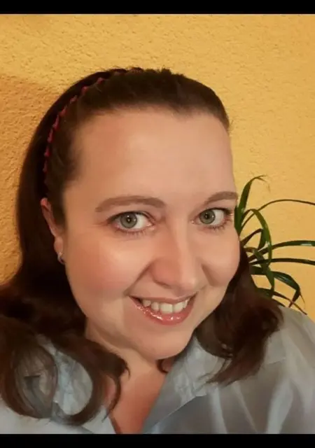 Я Hani, 38, из Праги, ищу знакомство