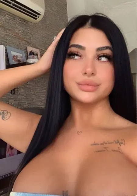 Я Eliz, 25, из Стамбула, ищу знакомство