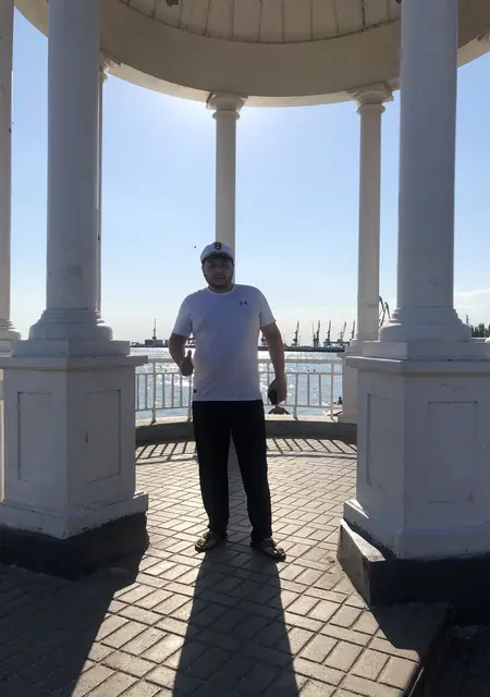 Я Mrr, 26, из Борисполя, ищу знакомство для приятного времяпровождения