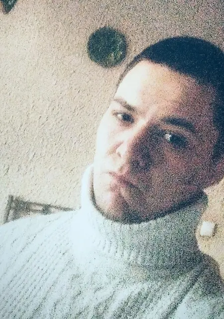 Артем из Амстердама, ищу на сайте знакомства на одну ночь