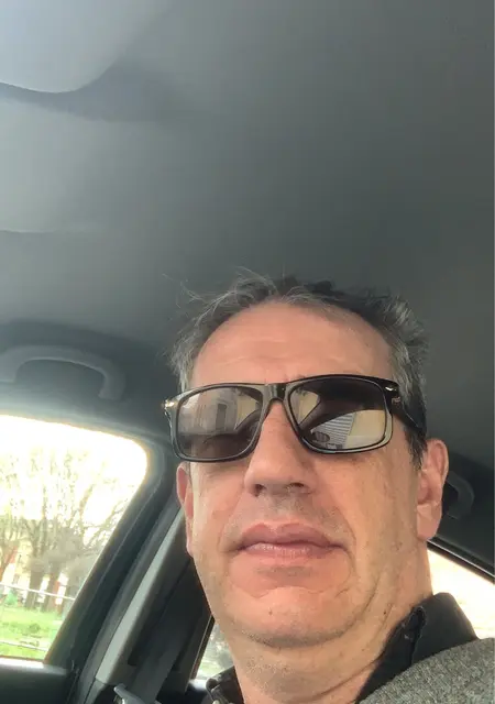 Я Gianni, 59, из Кончезьо, ищу знакомство для дружбы