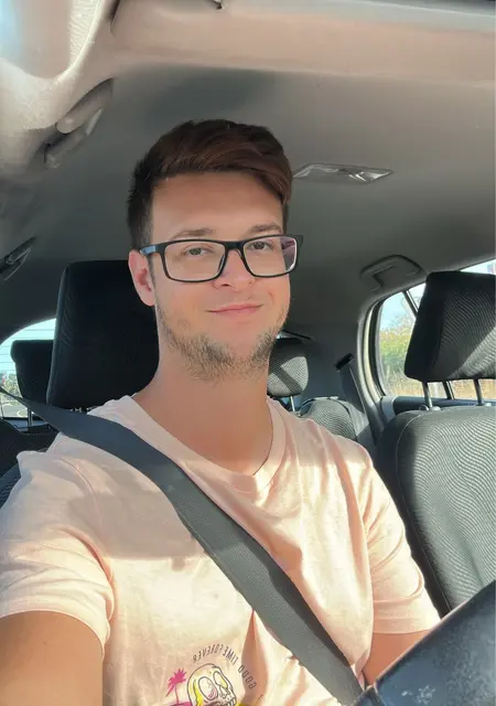 Elihu из Пальмы, мне 26, познакомлюсь на одну ночь