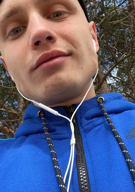 Виталик из Тернополя, ищу на сайте общение