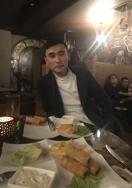 Я Жанболат, 27, из Шымкента, ищу знакомство для постоянных отношений