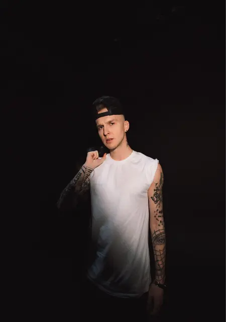 Михаил из Хельсинки, ищу на сайте знакомства на одну ночь