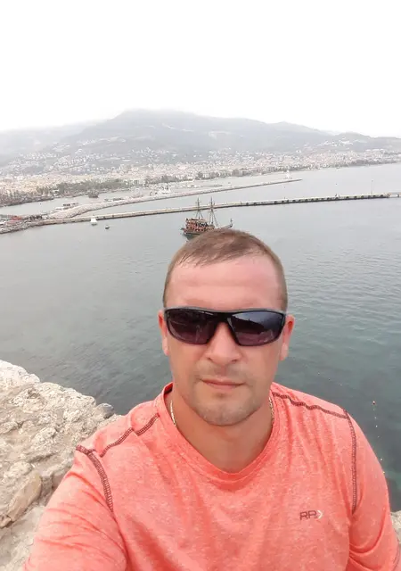 Я Сергей, 46, знакомлюсь без обязательств в Минске