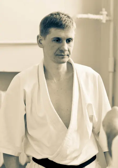 Я Алексей, 20, из Донецка, ищу знакомства без обязательств